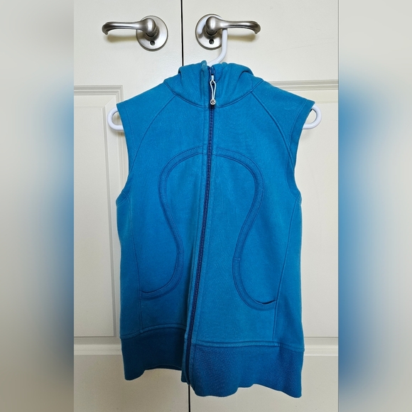 lululemon athletica Tops - Lululemon Scuba Teal Blue Zip-Up Hoodie Vest Size 8